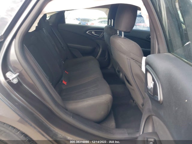 Chrysler 200 Limited 2015 1C3CCCAB5FN750614 Image 8