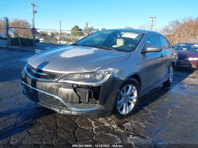 Chrysler 200 Limited Platinum 2017 1C3CCCAB4HN508836 Image 2