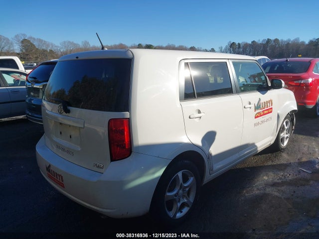 2008 SCION XB VIN: JTLKE50E981020163