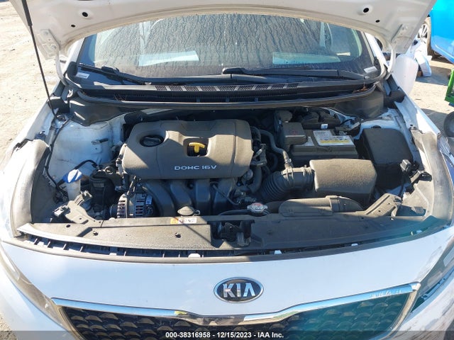 KIA FORTE LX 2018 3KPFL4A75JE198507 Image 10