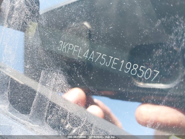 KIA FORTE LX 2018 3KPFL4A75JE198507 Image 9