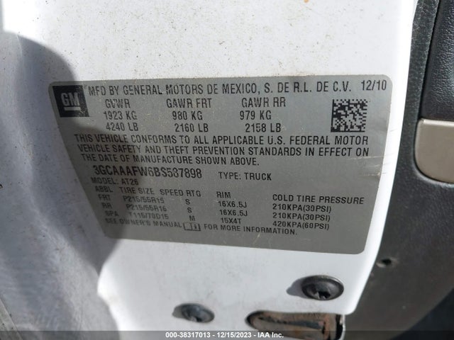 2011 CHEVROLET HHR PANEL LS VIN: 3GCAAAFW6BS587898