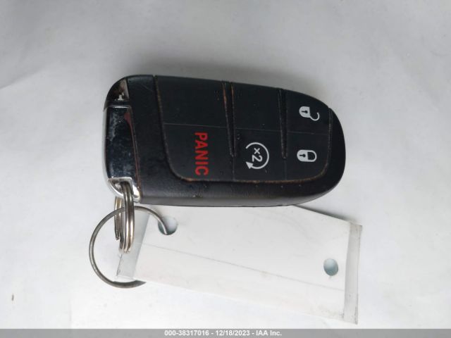 3C4NJDBB3KT593996 Jeep Compass Latitude 4x4