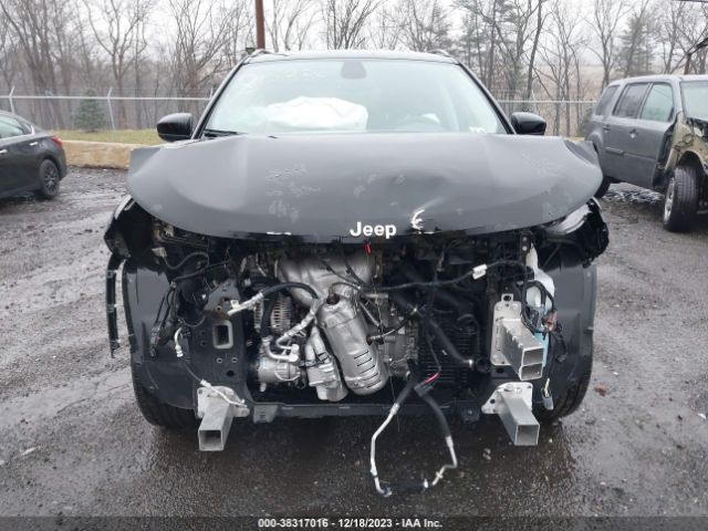3C4NJDBB3KT593996 Jeep Compass Latitude 4x4