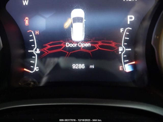 3C4NJDBB3KT593996 Jeep Compass Latitude 4x4