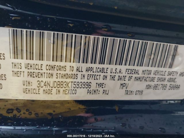 3C4NJDBB3KT593996 Jeep Compass Latitude 4x4