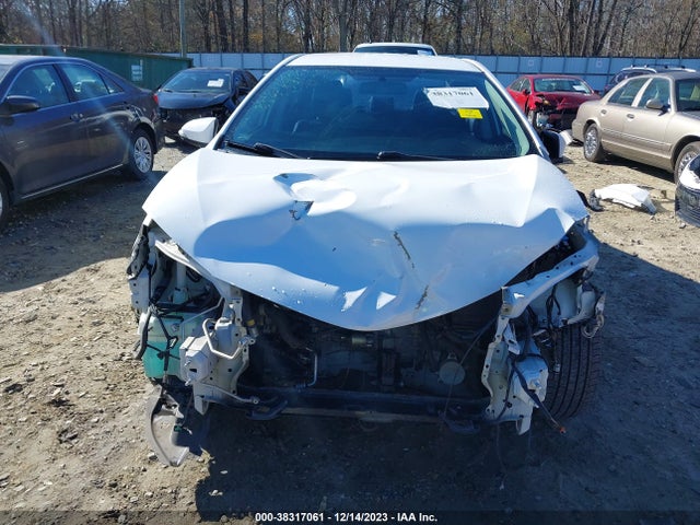 2014 TOYOTA COROLLA S PLUS VIN: 2T1BURHE2EC028655