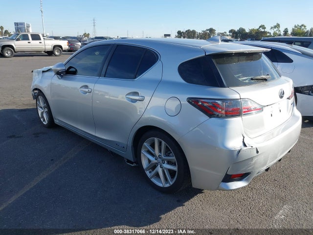 JTHKD5BH5E2195729 Lexus CT 200H