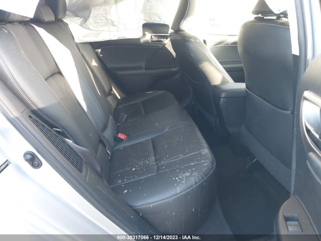 JTHKD5BH5E2195729 Lexus CT 200H