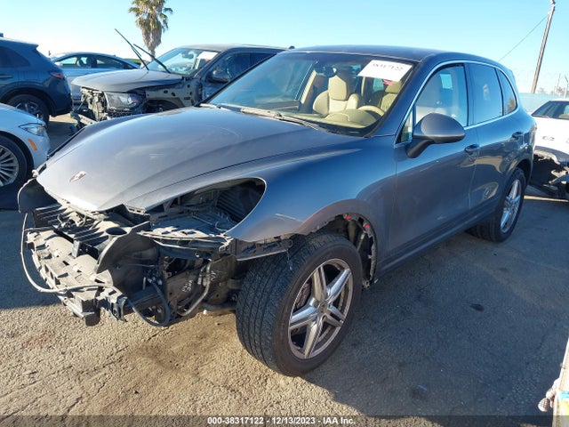 2012 PORSCHE CAYENNE WP1AA2A29CLA02568 Photo 1