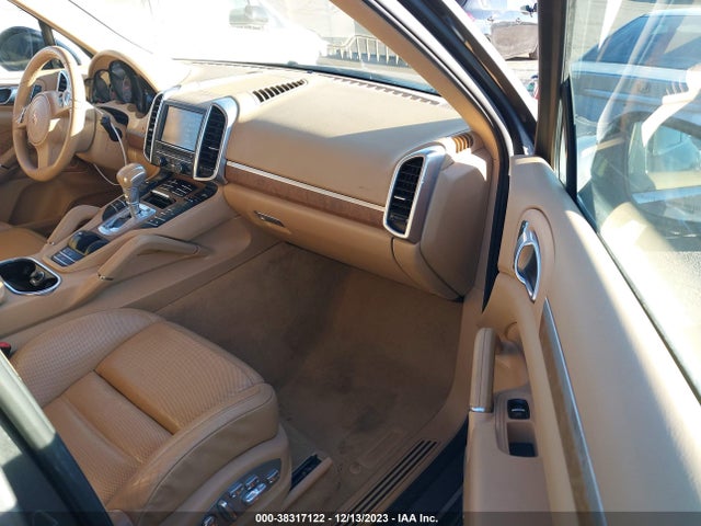 2012 PORSCHE CAYENNE WP1AA2A29CLA02568 Photo 4
