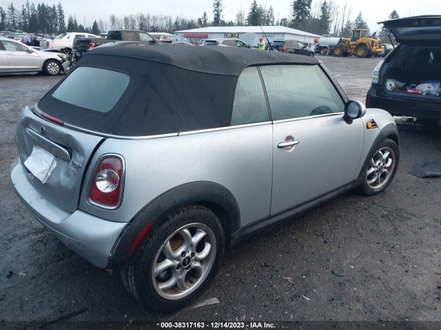 2011 MINI COOPER WMWZN3C58BTZ78455 Photo 3
