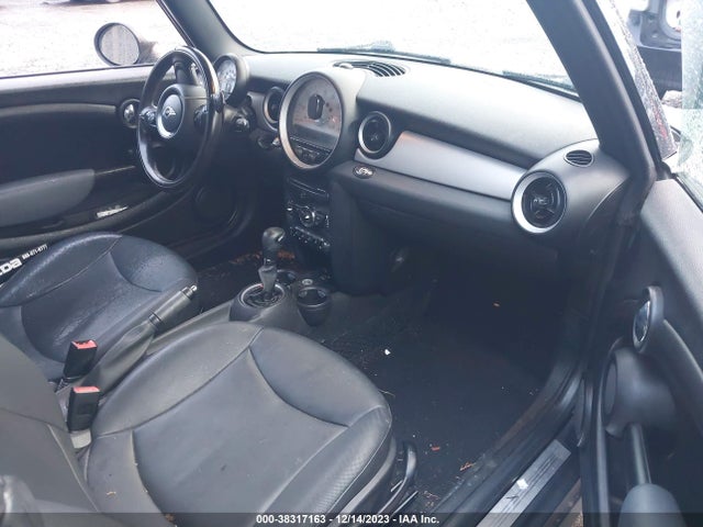 2011 MINI COOPER WMWZN3C58BTZ78455 Photo 4