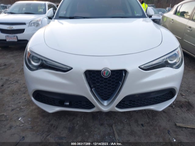 ZASFAKBN7J7B88091 Alfa Romeo Stelvio Ti Awd