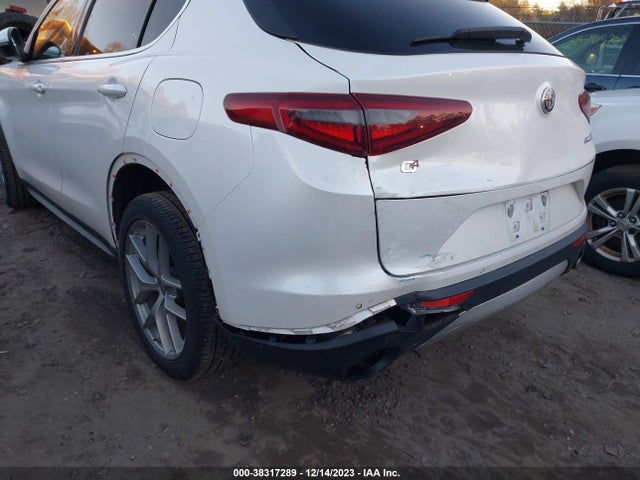 ZASFAKBN7J7B88091 Alfa Romeo Stelvio Ti Awd