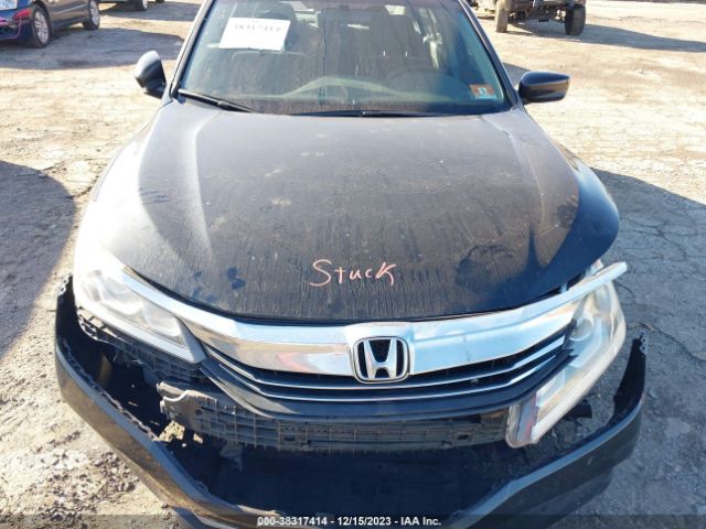 1HGCR2F30HA037105 Honda ACCORD LX