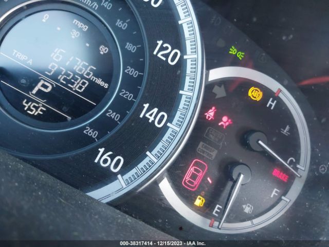 1HGCR2F30HA037105 Honda ACCORD LX