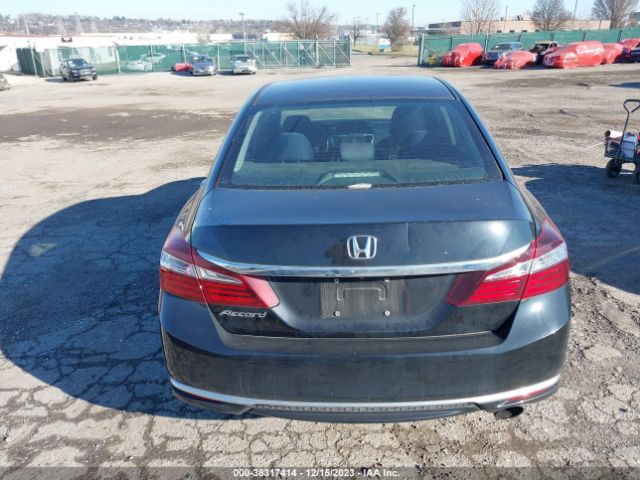 1HGCR2F30HA037105 Honda ACCORD LX