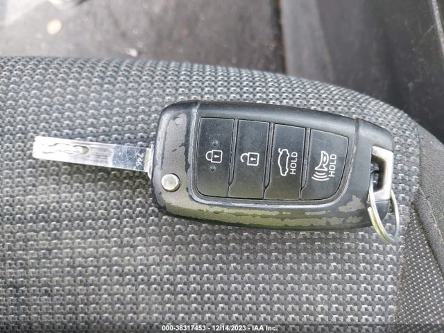 Hyundai ACCENT SE 2019 3KPC24A3XKE051166 Image 22