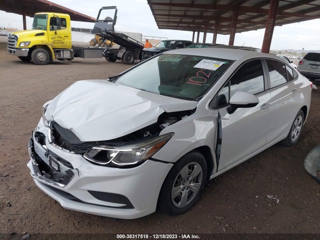 Chevrolet Cruze Ls Auto 2018 1G1BC5SM5J7214206 Image 2