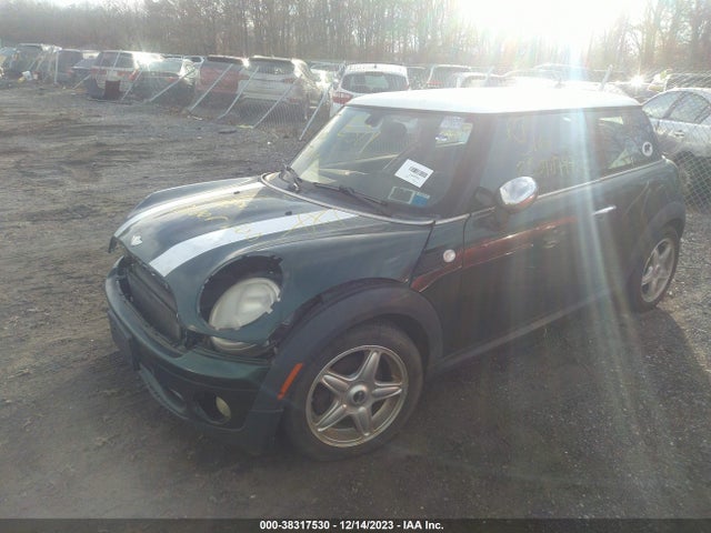2009 MINI COOPER WMWMF33549TT68862 Photo 1
