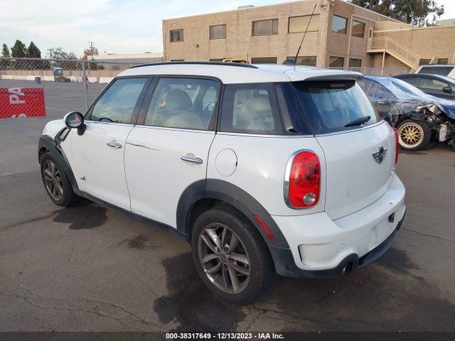 2013 MINI COUNTRYMAN WMWZC5C52DWP32620 Photo 2