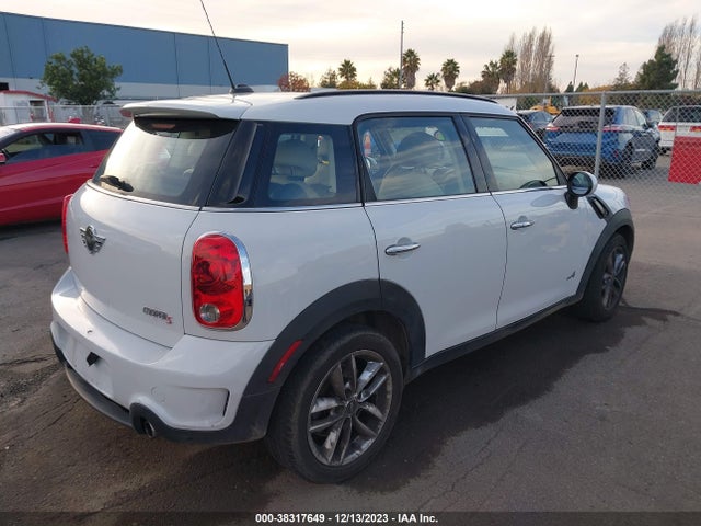 2013 MINI COUNTRYMAN WMWZC5C52DWP32620 Photo 3