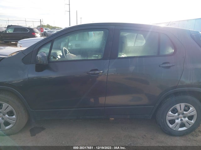 Chevrolet TRAX LS 2019 3GNCJKSB1KL130273 Image 14