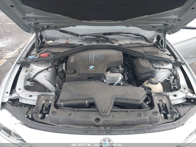 BMW 320i 2018 WBA8A9C53JAD28021 Image 10