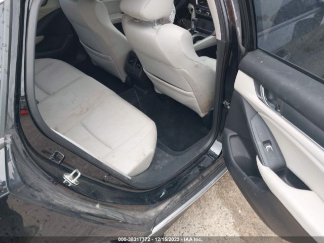 1HGCV1F40JA106606 Honda ACCORD EX