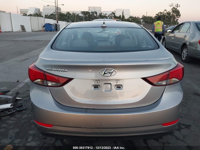 Hyundai ELANTRA SE 2016 5NPDH4AE6GH767229 Image 16