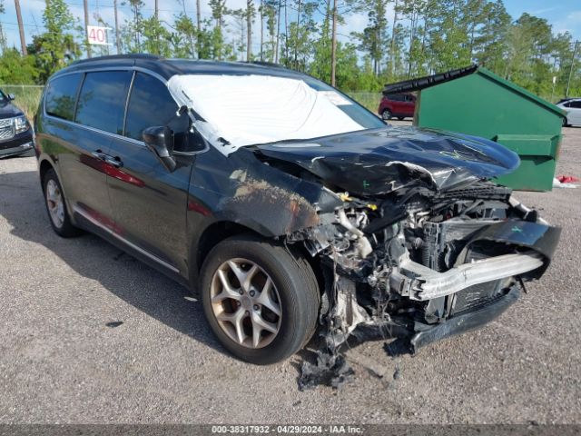 Auction sale of the 2017 Chrysler Pacifica Touring-l, vin: 2C4RC1BG5HR542565, lot number: 38317932