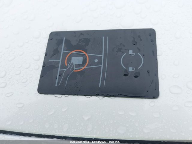 7SAYGDEEXPA104372 Tesla Model Y