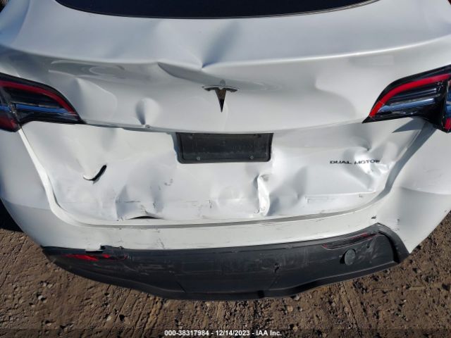 7SAYGDEEXPA104372 Tesla Model Y