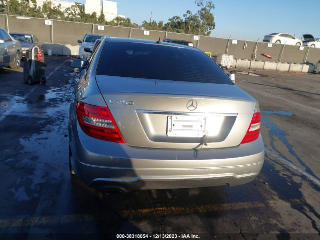 WDDGF4HB1EA951888 Mercedes-Benz C 250 Luxury/sport