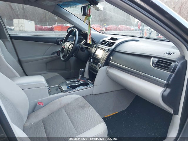 38318276 :رقم المزاد ، 4T1BD1FK6DU088493 vin ، 2013 Toyota Camry Hybrid Xle مزاد بيع