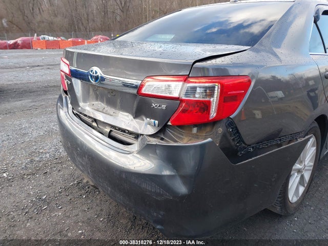 38318276 :رقم المزاد ، 4T1BD1FK6DU088493 vin ، 2013 Toyota Camry Hybrid Xle مزاد بيع