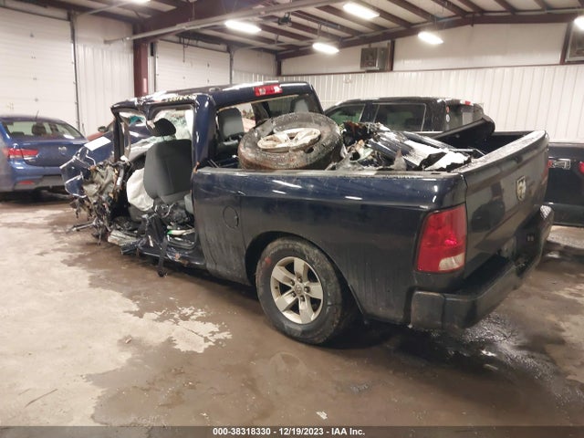 2019 RAM 1500 CLASSIC EXPRESS QUAD CAB 4X4 6'4 BOX VIN: 1C6RR7FG6KS536394