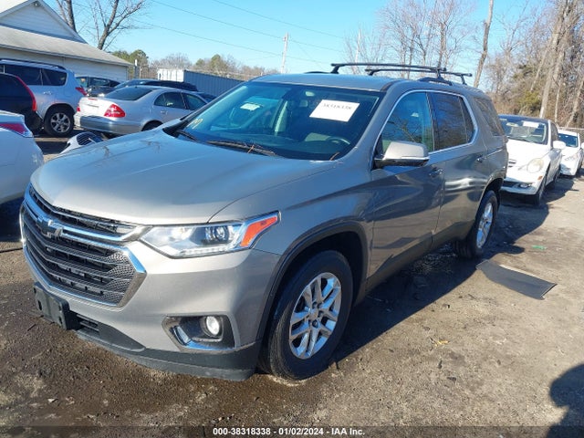 Chevrolet Traverse 1lt 2018 1GNEVGKW0JJ196168 Image 2