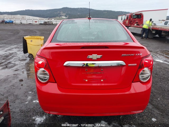 Chevrolet Sonic Ltz Auto 2015 1G1JE5SB1F4195845 Image 17