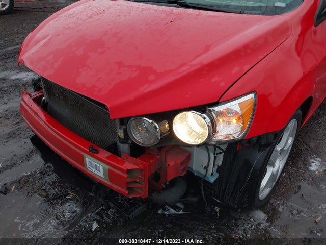 Chevrolet Sonic Ltz Auto 2015 1G1JE5SB1F4195845 Image 6