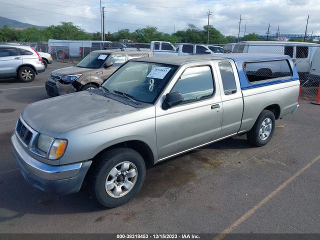 2000 NISSAN FRONTIER XE VIN: 1N6DD26S0YC367174