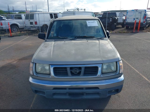 2000 NISSAN FRONTIER XE VIN: 1N6DD26S0YC367174