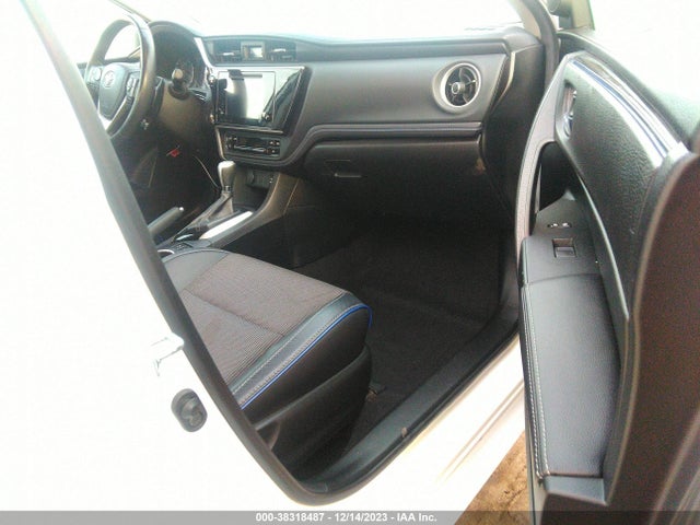 Toyota COROLLA SE 2017 2T1BURHE0HC757211 Image 5