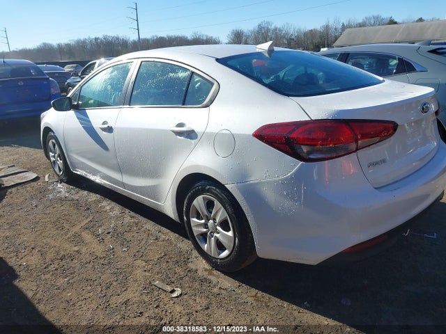 KIA FORTE LX 2018 3KPFL4A77JE275670 Image 3