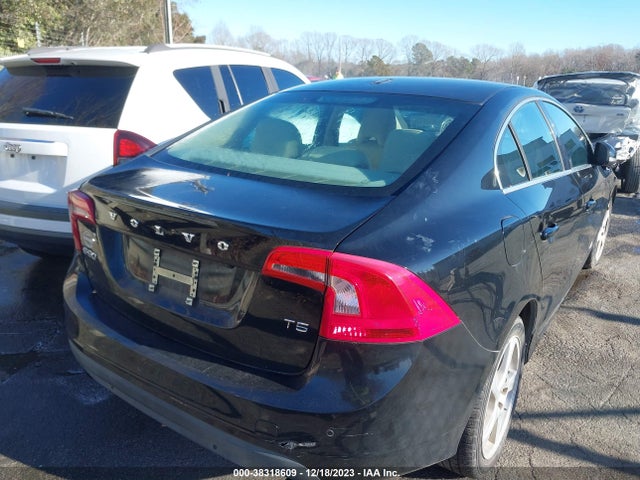 2012 VOLVO S60 T5 VIN: YV1622FS8C2029855