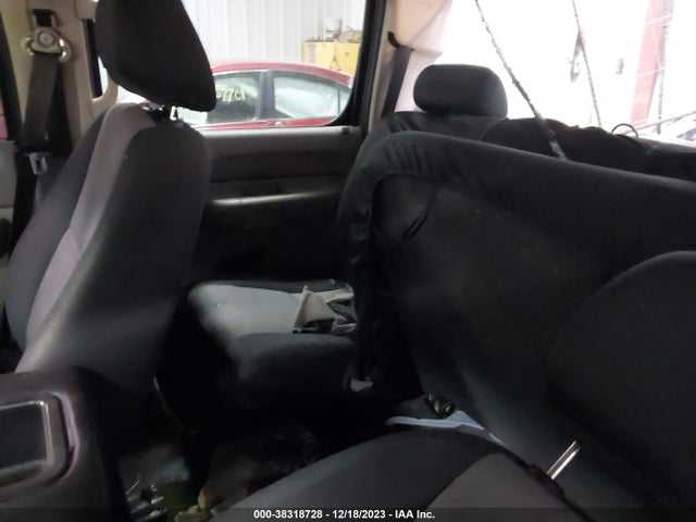 2007 GMC SIERRA 1500 WORK TRUCK VIN: 2GTEC13C771564672