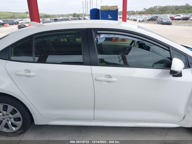 Toyota COROLLA LE 2022 JTDEPMAE2N3009694 Image 14
