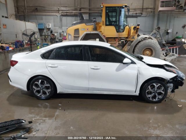 3KPF24AD6KE022608 KIA Forte Lxs