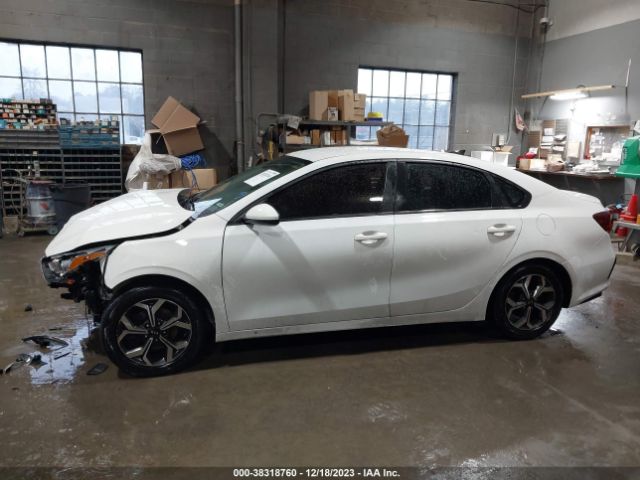 3KPF24AD6KE022608 KIA Forte Lxs